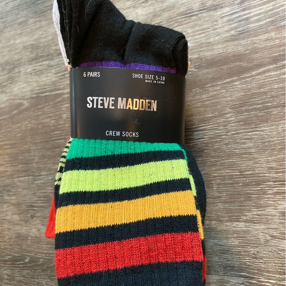 Steve Madden high socks